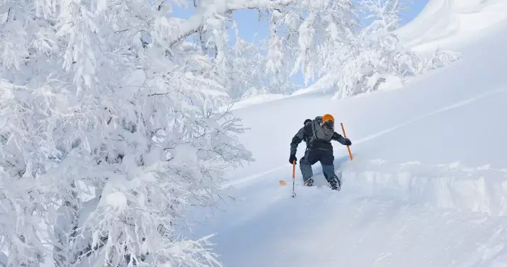 Remy Maisonnave Siberia Photographer climbing