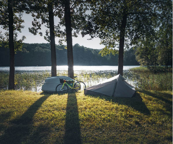 ©Marek Piwnicki Essential equipment for an unforgettable bikepacking adventure