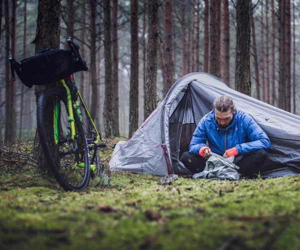 The Benefits of Travelling Light when Bikepacking: Tips for Reducing the Weight of Your Equipment