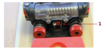 To unlock the springbox you have to press onto the touring hook lever